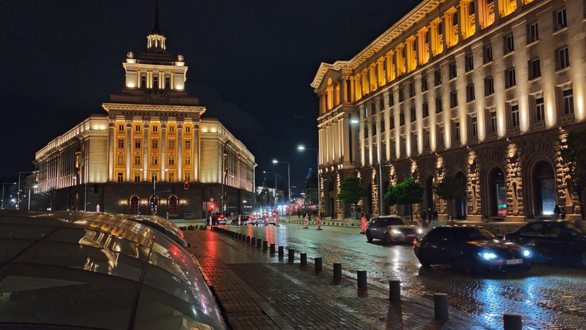 Poco устроила бой титанов: Poco F8 Pro против F8 Ultra картинка Смартфоны Xiaomi Poco F8 Pro и F8 Ultra | DGL.RU