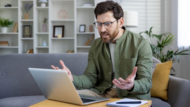 Странный баг ОС Windows 11: значок пароля исчез