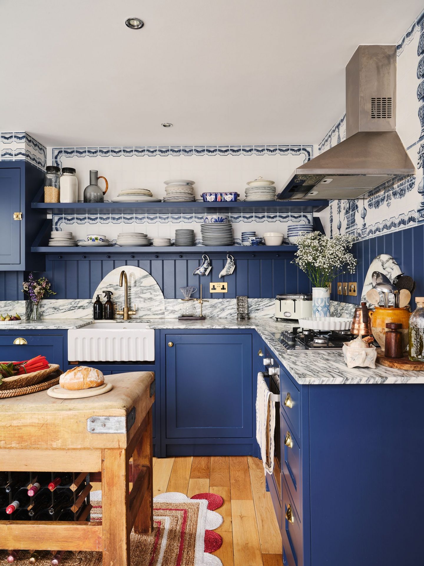 Темно-синий возвращается в интерьер | DGL.RU