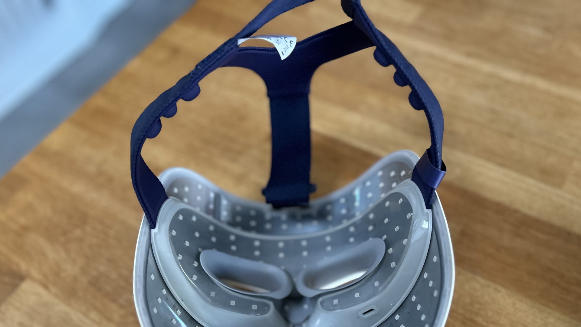 TheraFace Mask Glo: умная светодиодная маска | DGL.RU