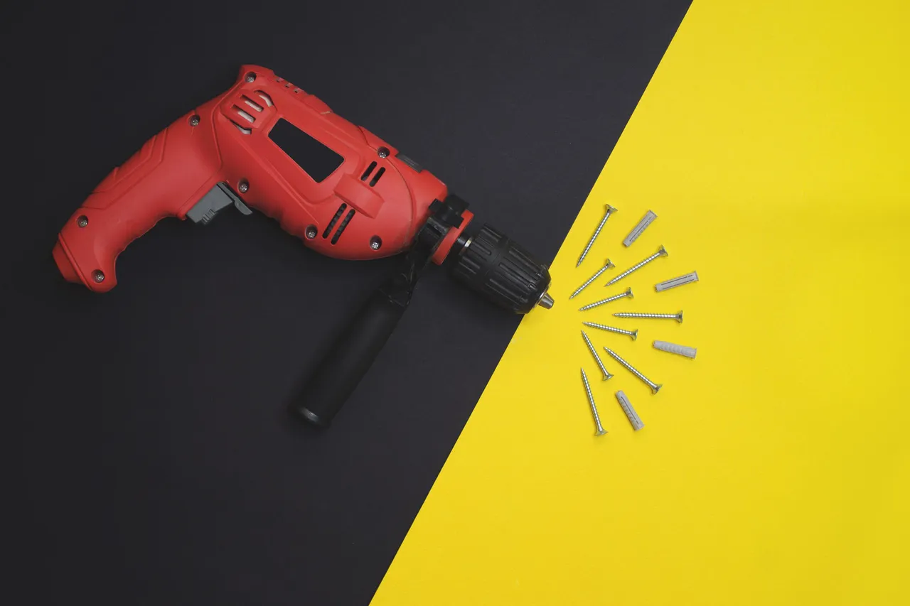 Ваш мозг — архитектор. ИИ — бесконечная бригада исполнителей картинка Ваша карьера программиста не закончилась — ИИ просто расширил ваш набор инструментов