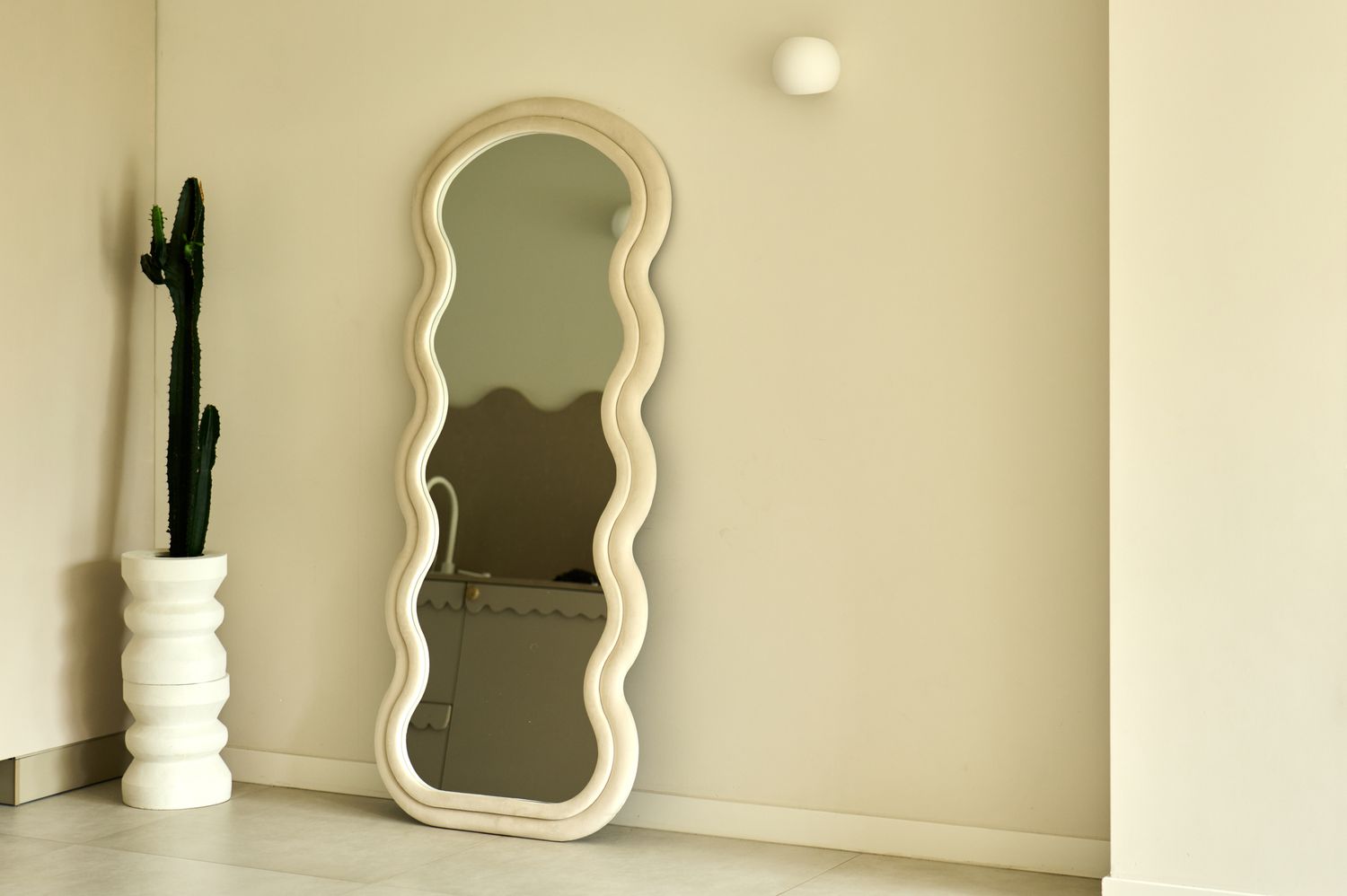 Трендовая гостиная 2026: приходят уют и многослойность