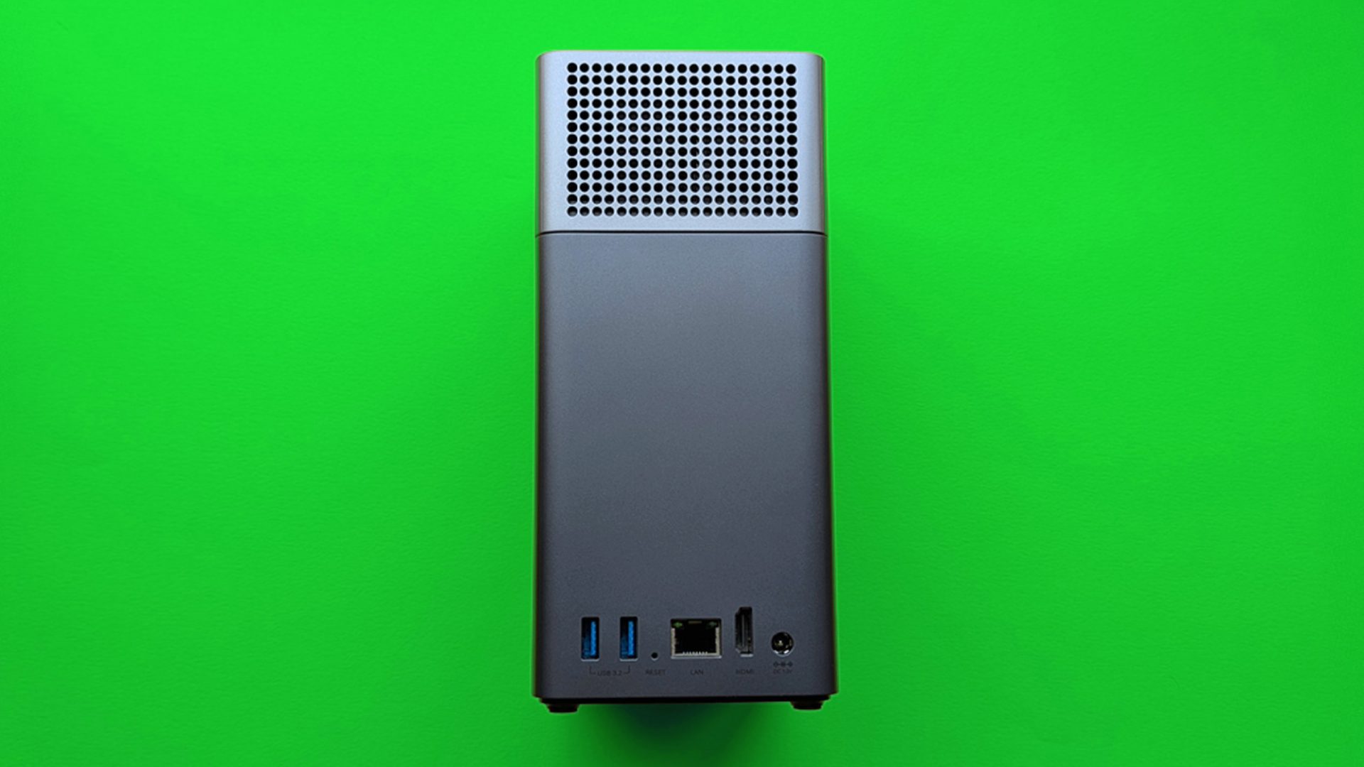 UGREEN NASync DH2300 — доступный NAS | DGL.RU