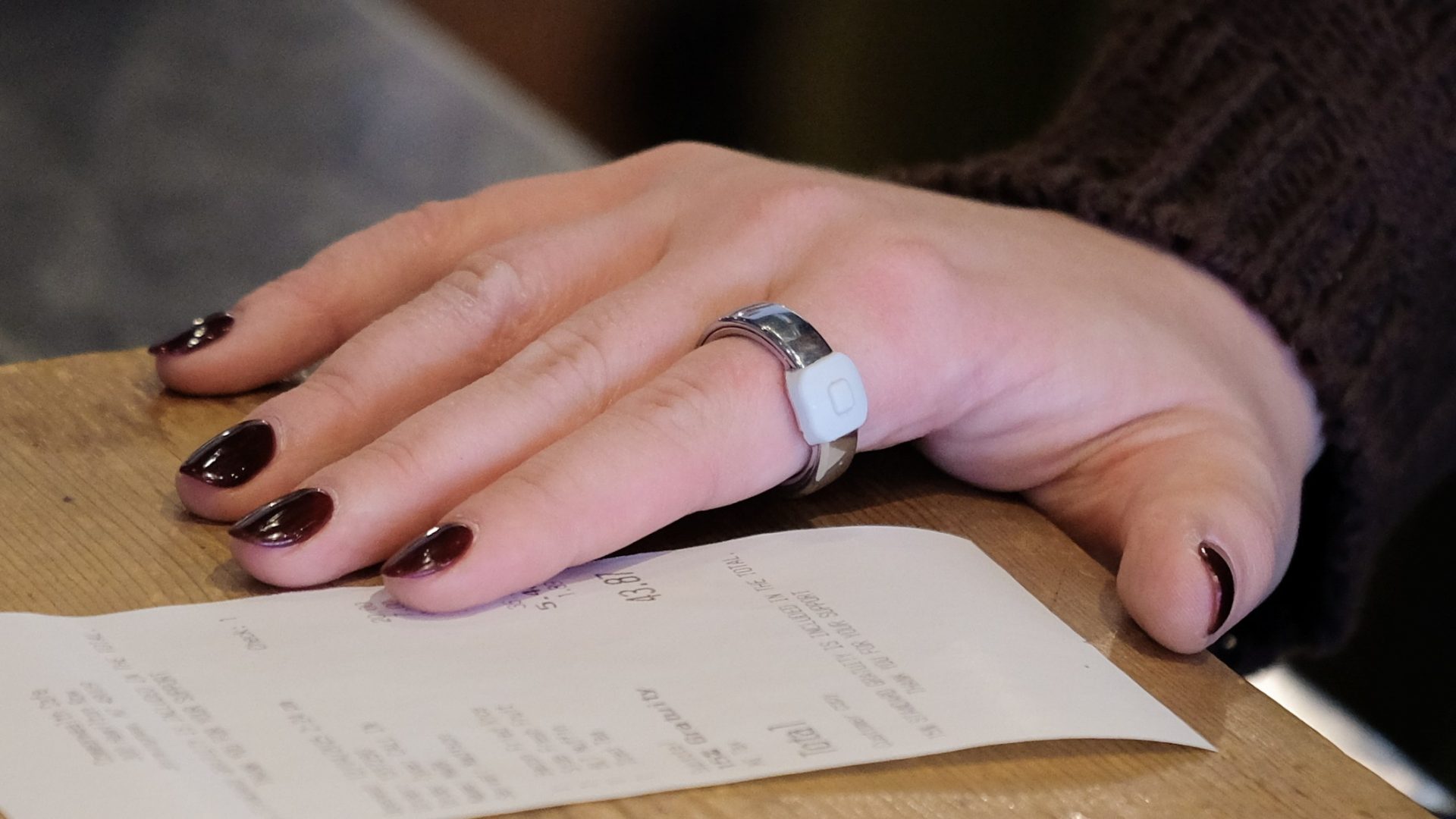 Pebble Index 01 переворачивает рынок - голосовой ассистент и смарт-кольцо в одном устройстве картинка Умное кольцо Pebble Index 01 для организации | DGL.RU