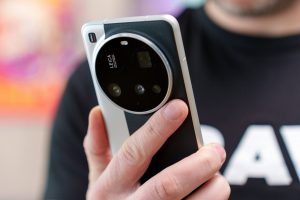 В Xiaomi что-то сломалось. Новая HyperOS 3 для Xiaomi 15 Ultra весит 9 ГБ, и это плохой знак