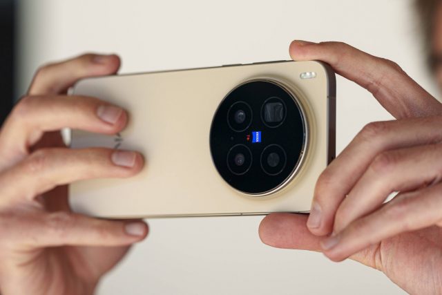 vivo X300 снова удивляет, но не тем, что вы ждёте vivo X300 снова удивляет, но не тем, что вы ждёте