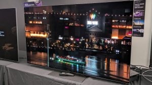 Возвращение легендарных «обоев»: LG готовит G6 с рекордной яркостью и W6 толщиной с картонку