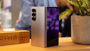 Клон или инновация? Слухи: новая складная Galaxy повторяет идеи Apple