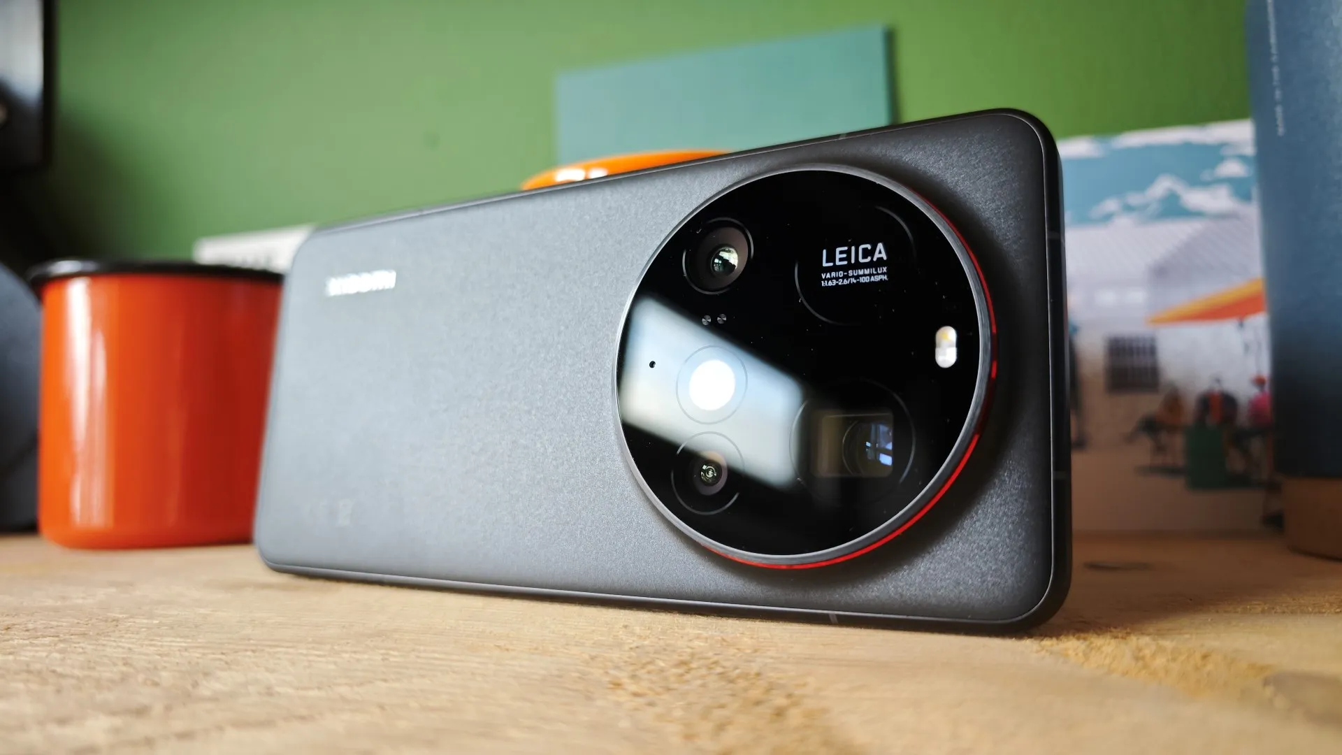 Смартфон Xiaomi 17 Ultra: тонкий, но скучный | DGL.RU