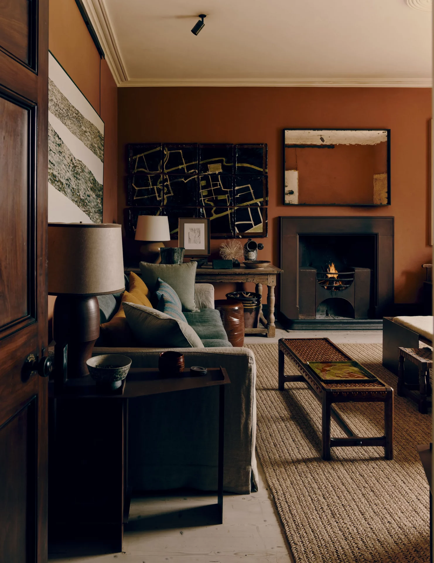 Забудьте про обои и полюбите тьму: Джонатан Рид о том, как не превратить ремонт в катастрофу картинка Правильный дизайн интерьера от профи | DGL.RU