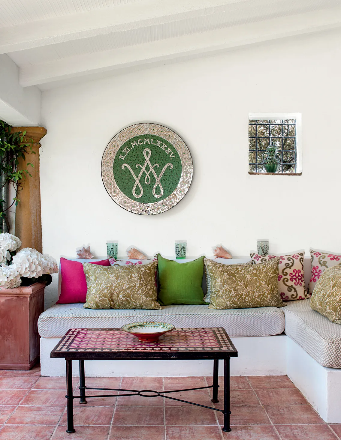 Забытый тренд из СССР снова в моде. Почему мозаичная плитка — это ошибка в вашем ремонте