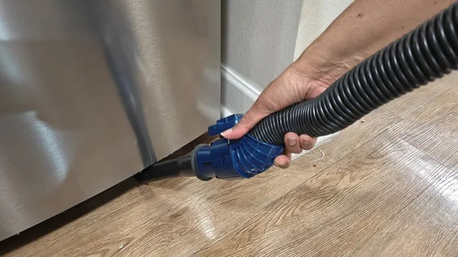 Shark Stratos Upright AZ3002