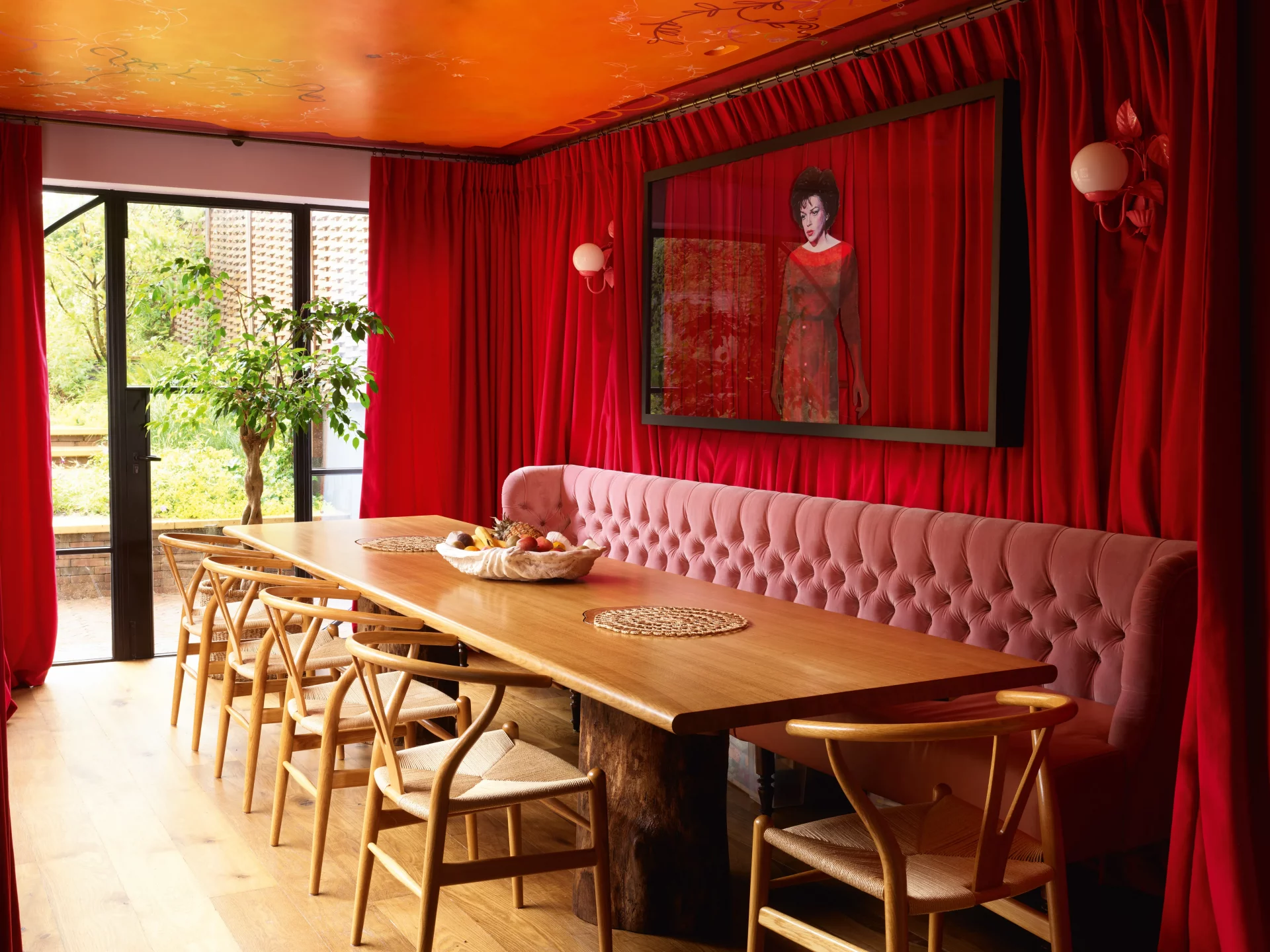 Цветовые тренды: мода 2010-х возвращается | DGL.RU