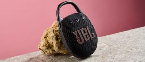Обзор JBL Clip 5 — компактная колонка с отличным звуком
