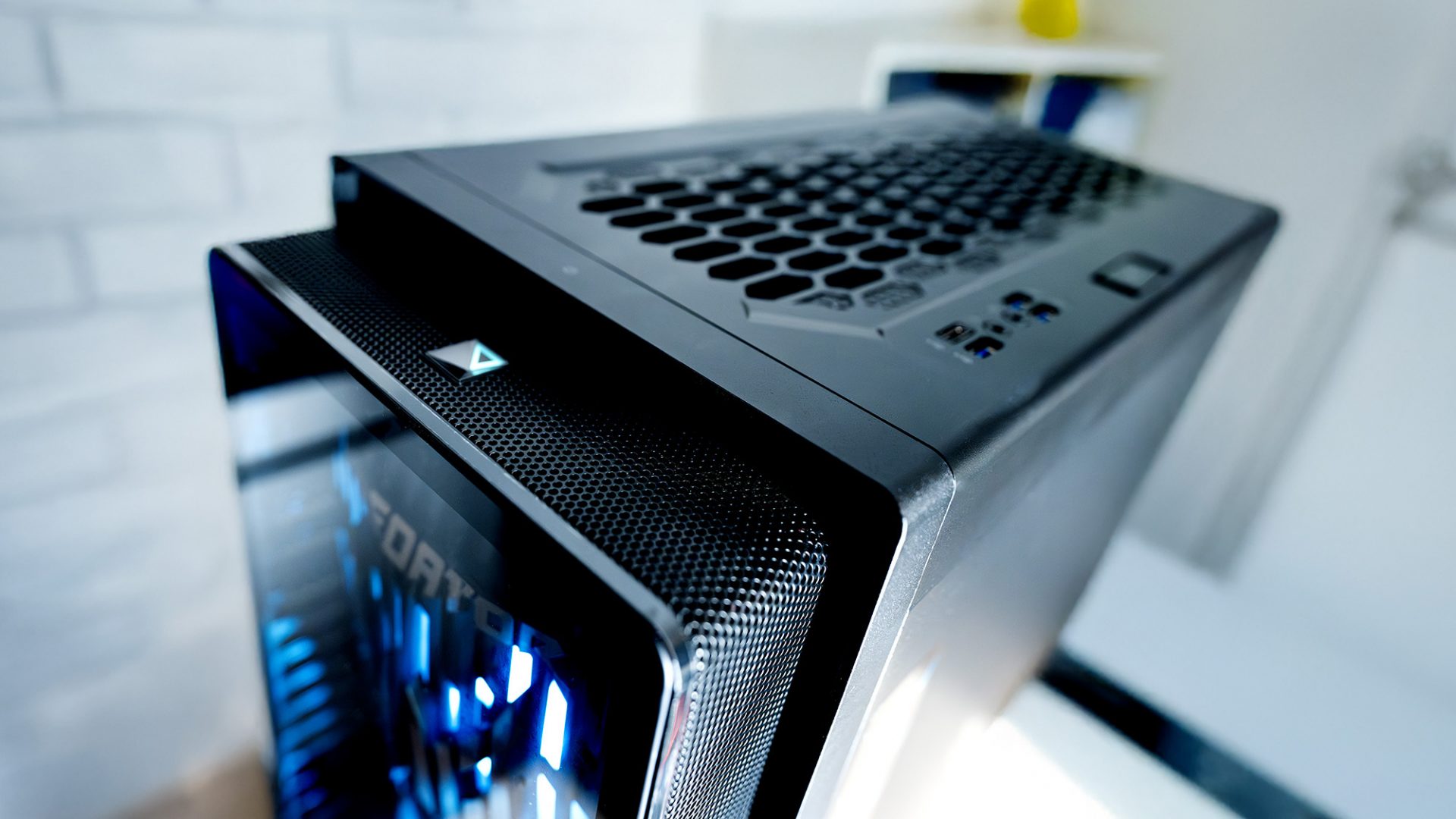 Acer Predator Orion 7000