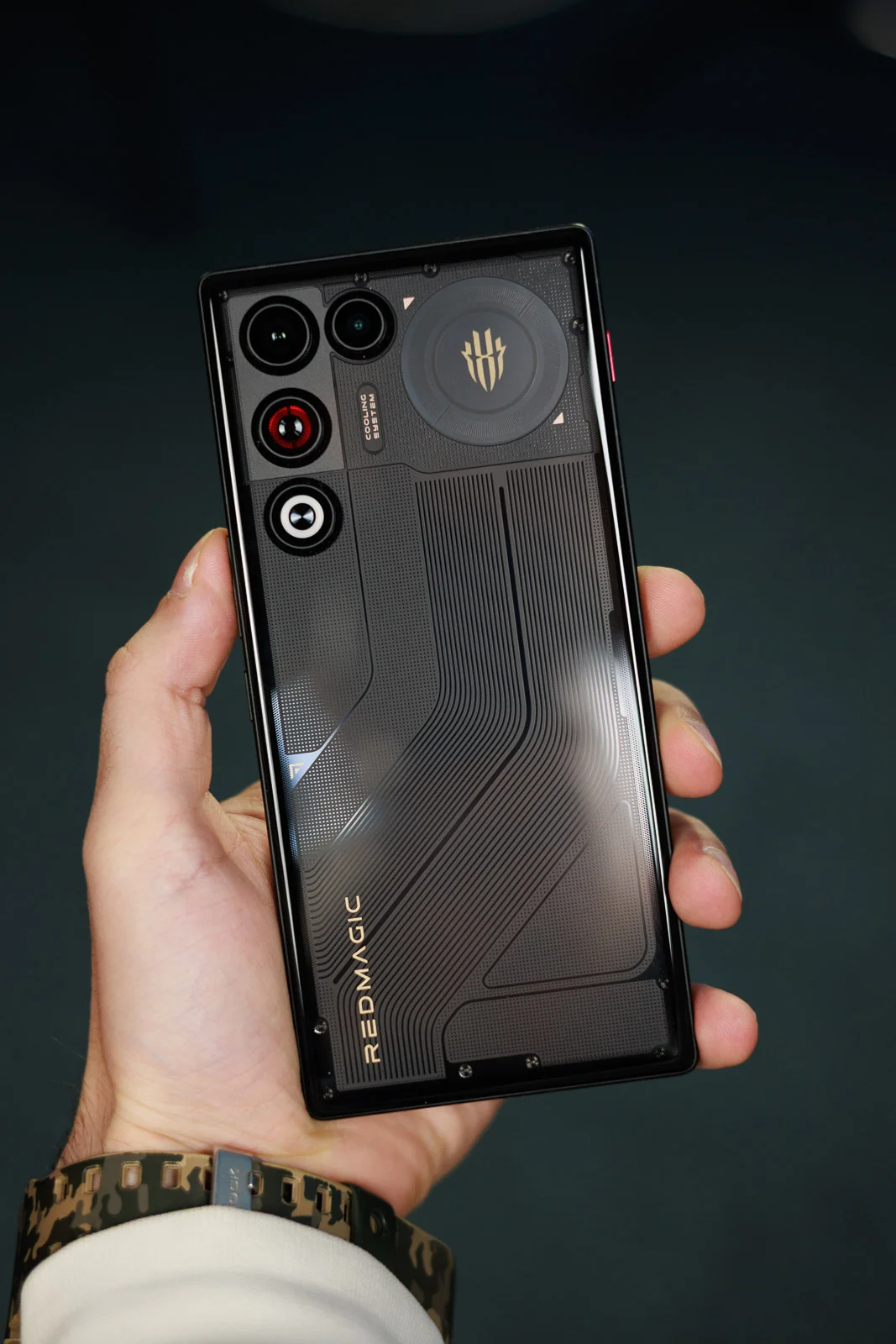 Обзор RedMagic 11 Air — мощный игровой смартфон картинка RedMagic 11 Air