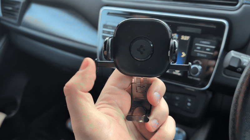 Обзор Spigen OneTap Universal — надежный автодержатель картинка Spigen OneTap Universal