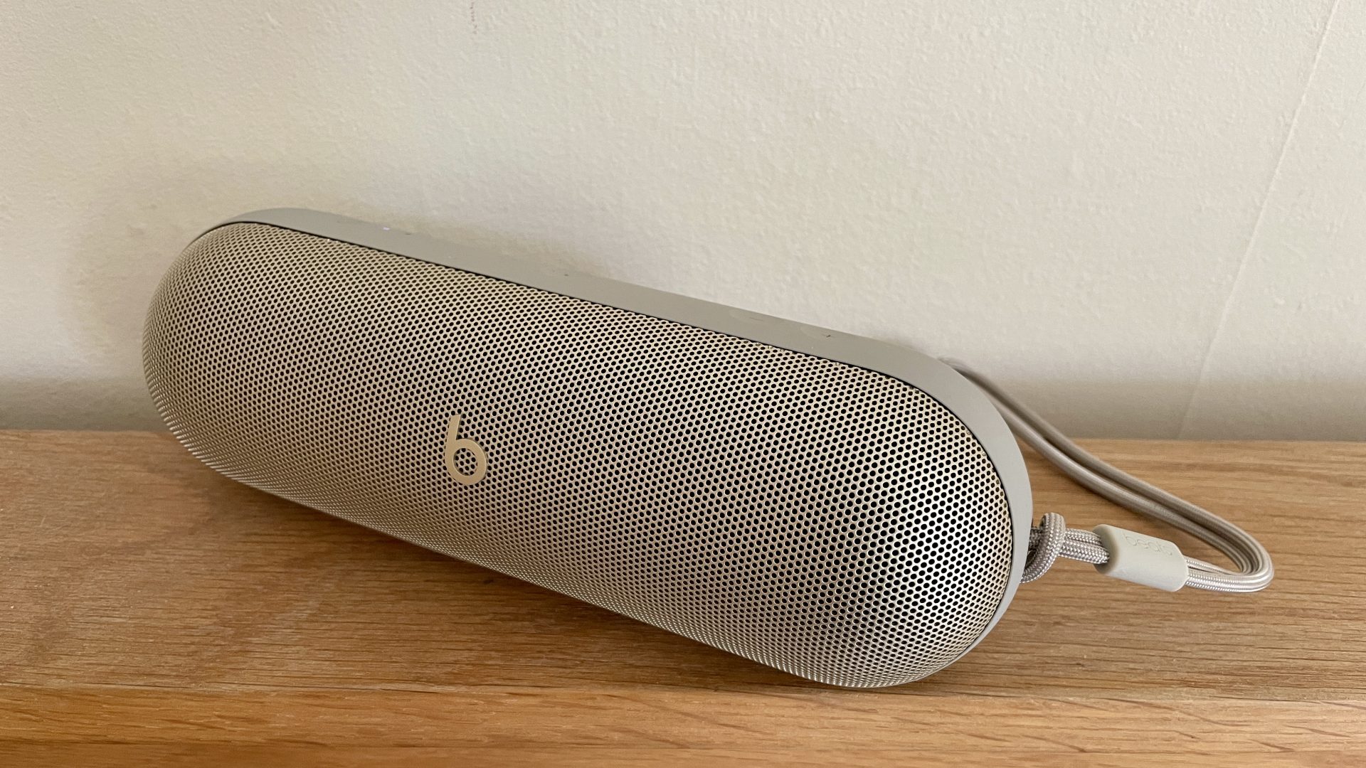 Beats Pill