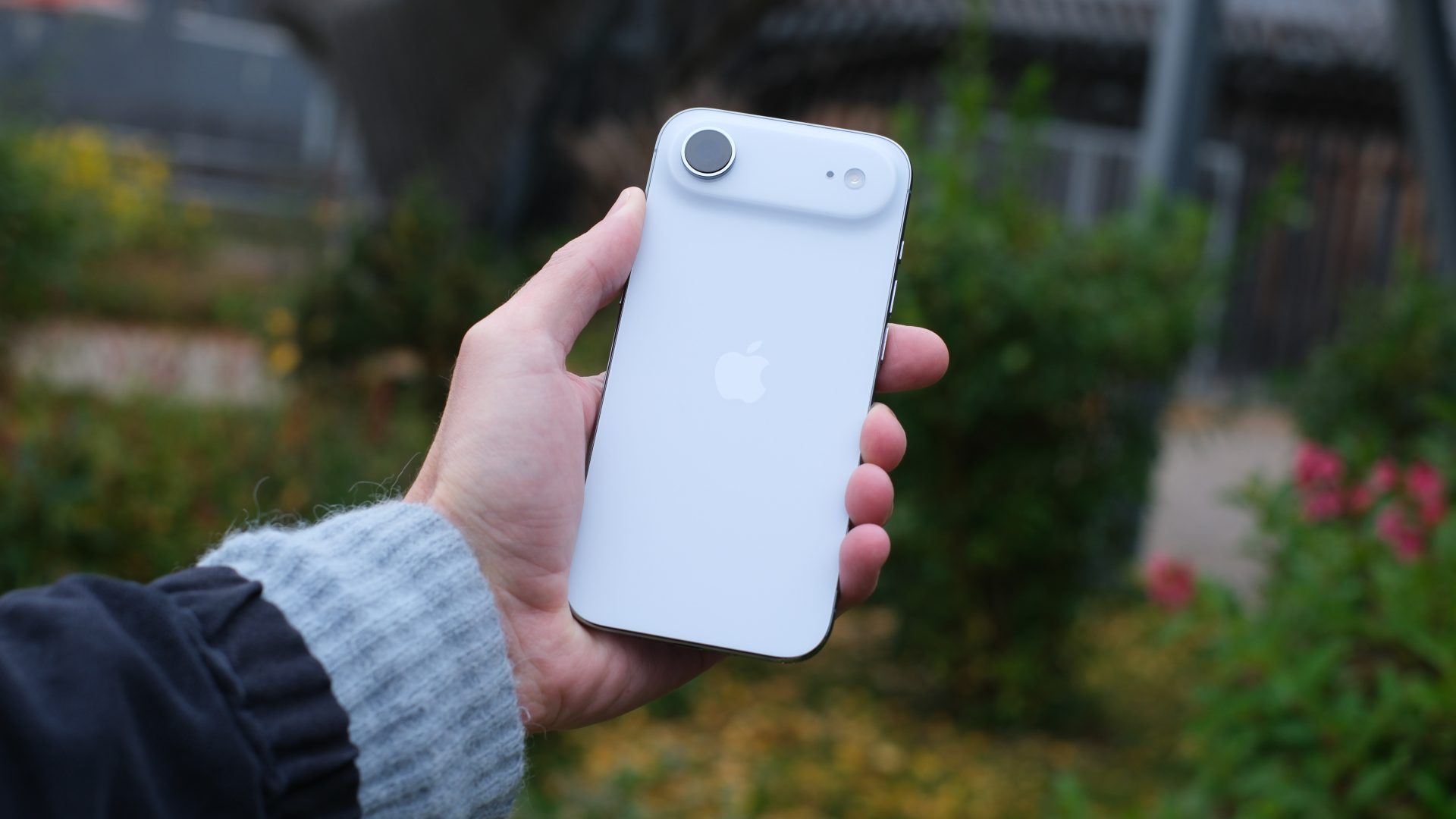 Apple iPhone Air (2025)