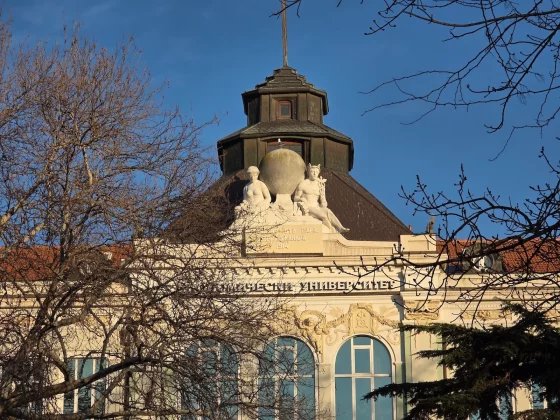 Honor Magic 8 Pro и Samsung Galaxy S25 Ultra