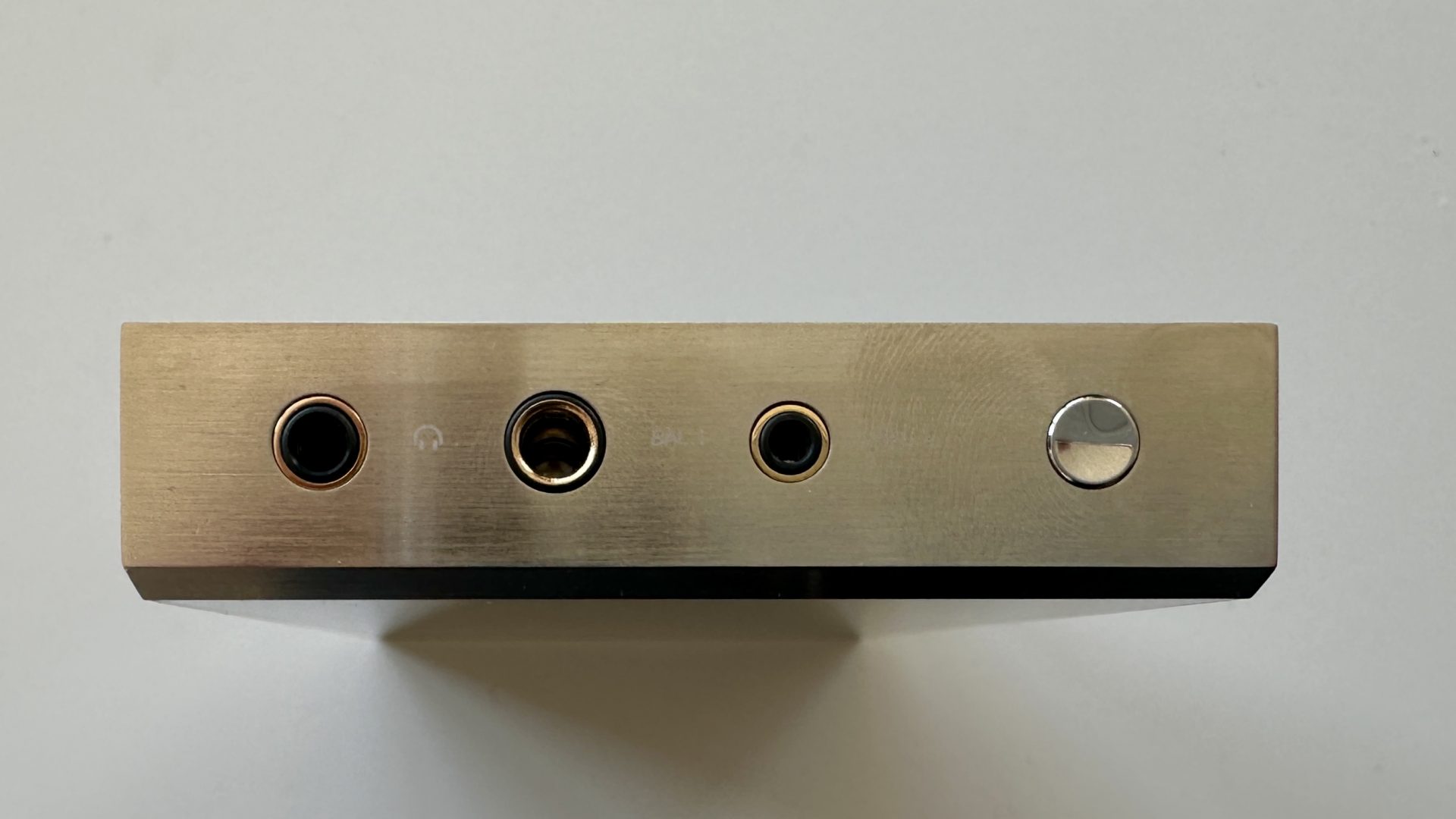 Обзор Astell & Kern A&ultima SP3000T — открытый и мощный звук картинка Astell & Kern A&ultima SP3000T