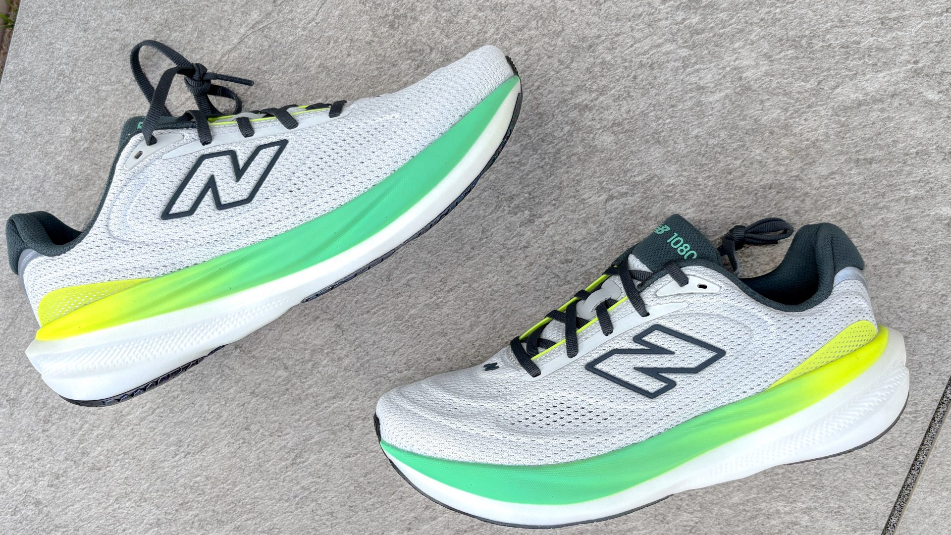 Обзор New Balance 1080v15 — лучшие для бега картинка New Balance 1080v15