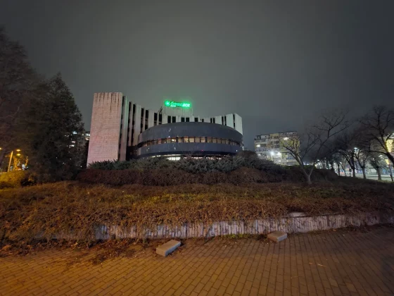 Honor Magic 8 Pro и Samsung Galaxy S25 Ultra