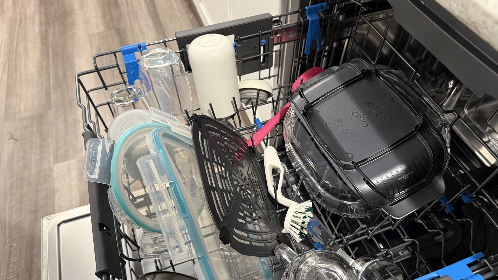 Обзор аэрофритюрницы Ninja Crispi Pro 6-в-1: идеальна для приема гостей картинка Аэрофритюрница Ninja Crispi Pro 6-в-1 | DGL.RU