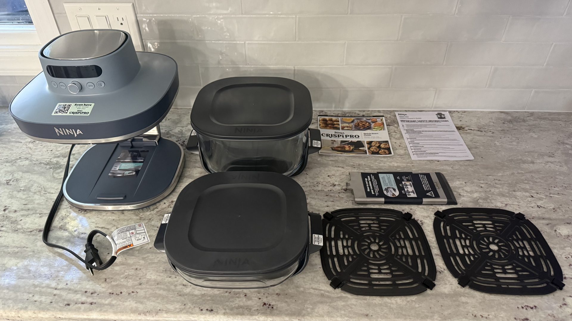 Обзор аэрофритюрницы Ninja Crispi Pro 6-в-1: идеальна для приема гостей картинка Аэрофритюрница Ninja Crispi Pro 6-в-1 | DGL.RU