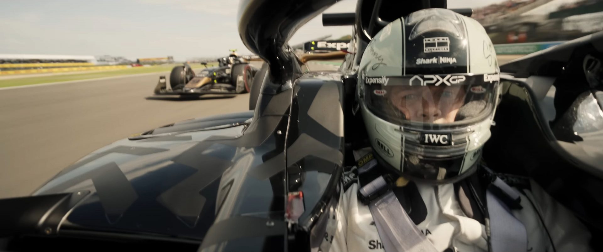 Фильм «F1» с Питтом: эффектно и шаблонно | DGL.RU