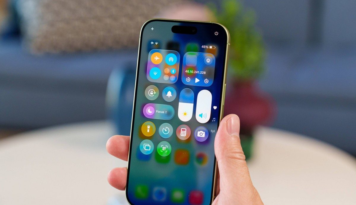 Новый iPhone ослепит всех? Утечка раскрыла секрет яркости iPhone 18 картинка iPhone 18