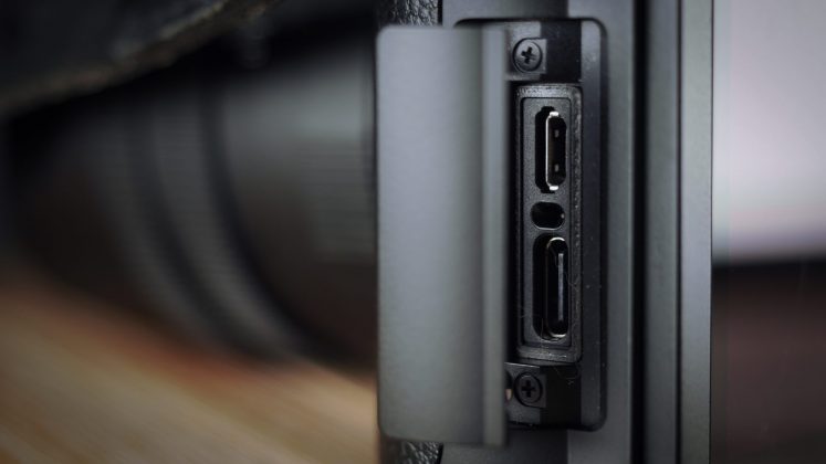 Камера Leica Q3 Monochrom как идеал уличного ЧБ | DGL.RU