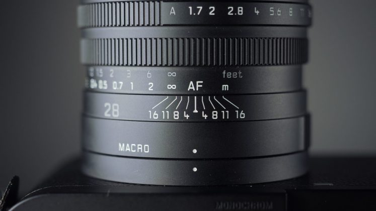 Камера Leica Q3 Monochrom как идеал уличного ЧБ | DGL.RU