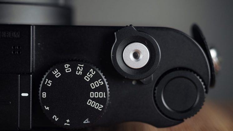 Камера Leica Q3 Monochrom как идеал уличного ЧБ | DGL.RU