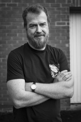 Камера Leica Q3 Monochrom как идеал уличного ЧБ | DGL.RU