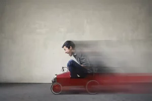 Код больше не проблема: как ИИ перевернул разработку и почему программистам придется стать писателями