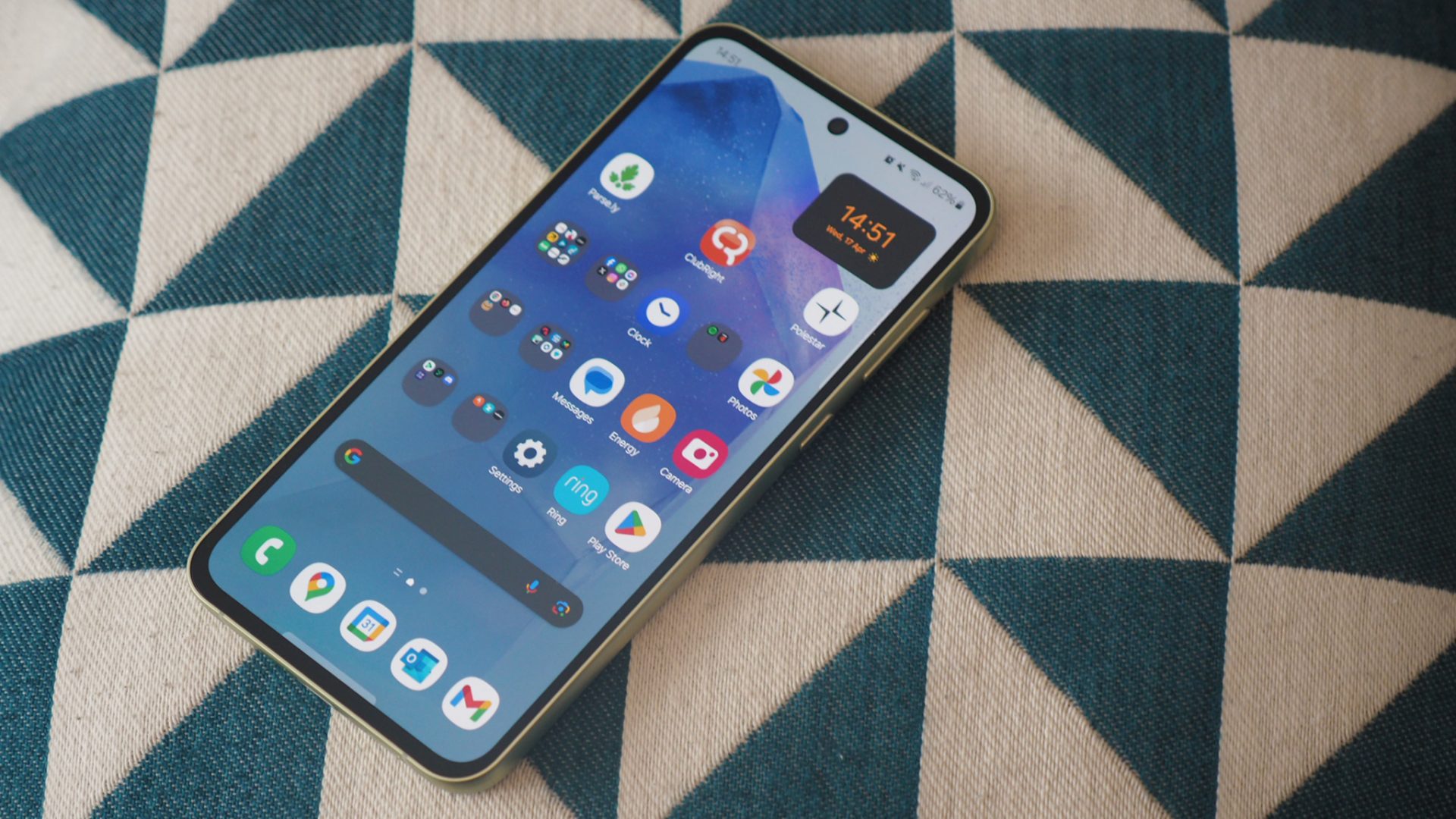 Лучшие смартфоны Samsung 2026 года, которые можно купить прямо сейчас картинка Лучшие Samsung 2026: какой смартфон выбрать | DGL.RU