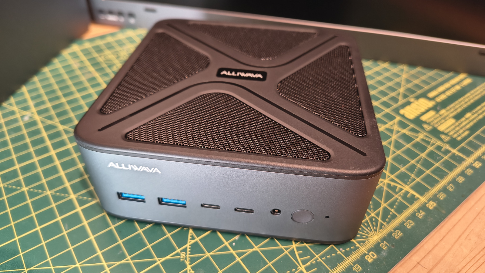 Мини-ПК Alliwava GH8 на Ryzen 9: быстрый | DGL.RU