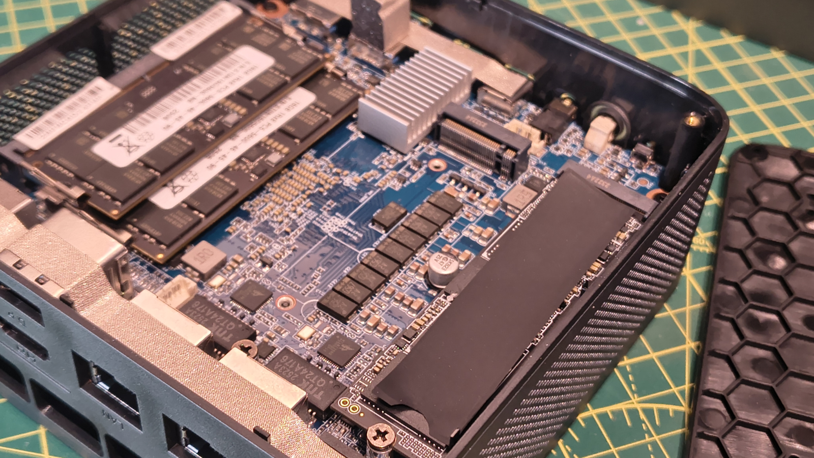 Мини-ПК Alliwava GH8 на Ryzen 9: быстрый | DGL.RU