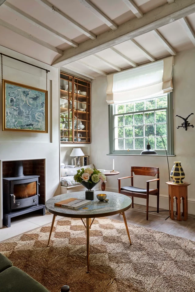 Краска для стен: цветной минимализм дома | DGL.RU