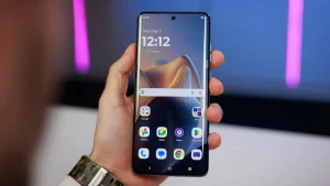 Motorola грозит конкурентам. Просочившиеся характеристики нового флагмана среднего класса шокируют