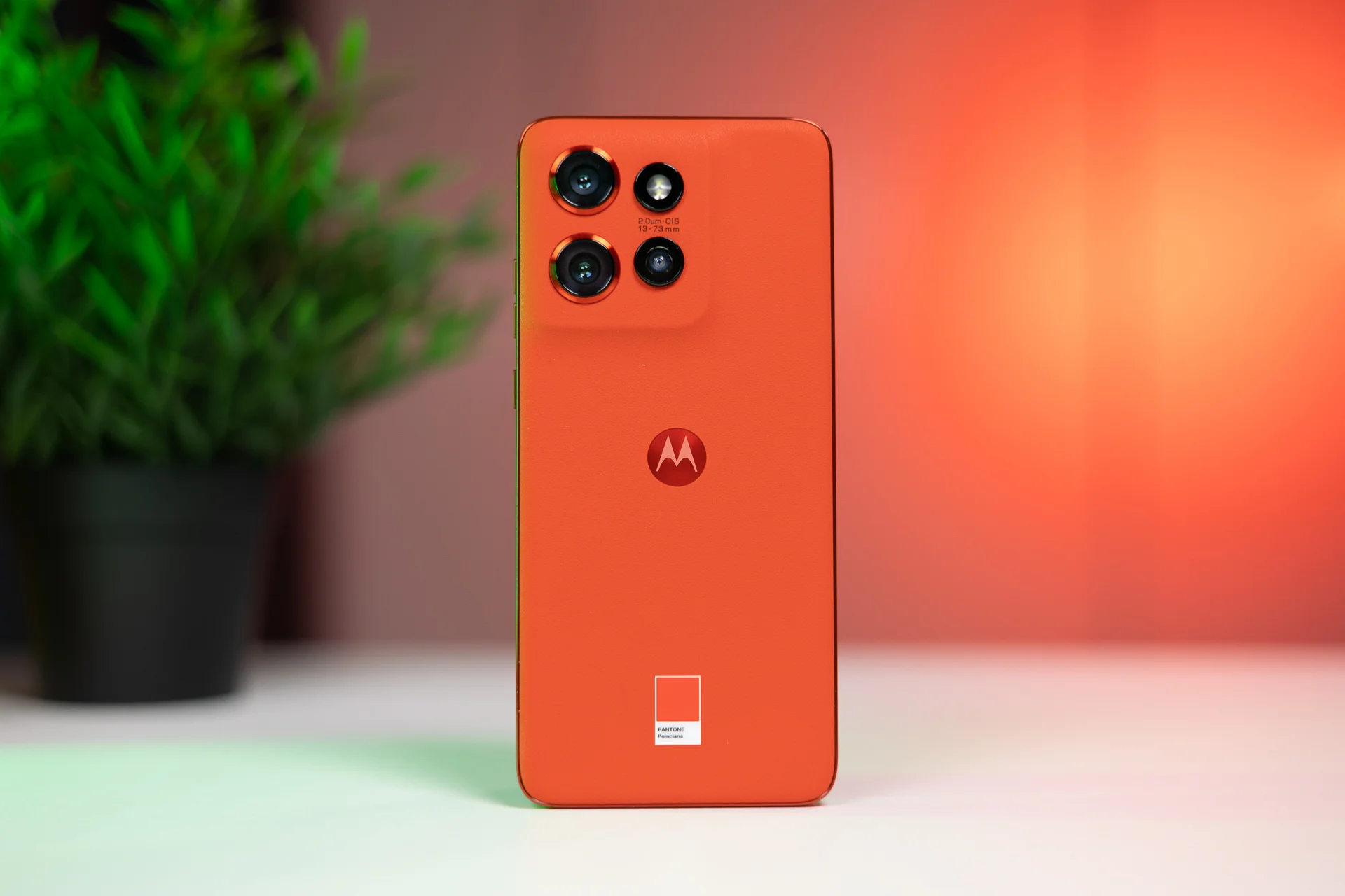 Не только флагманы: Motorola раздаёт Android 16 ещё восьми устройствам картинка Motorola
