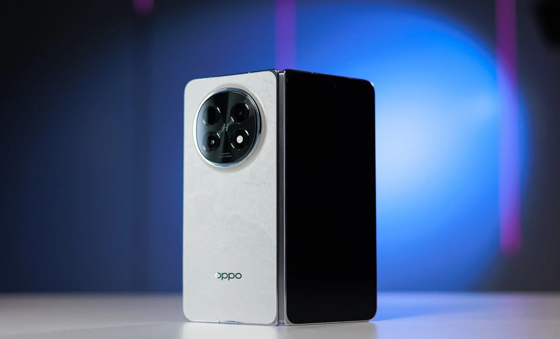 Motorola Razr Fold: убийца Pixel или Samsung? | DGL.RU