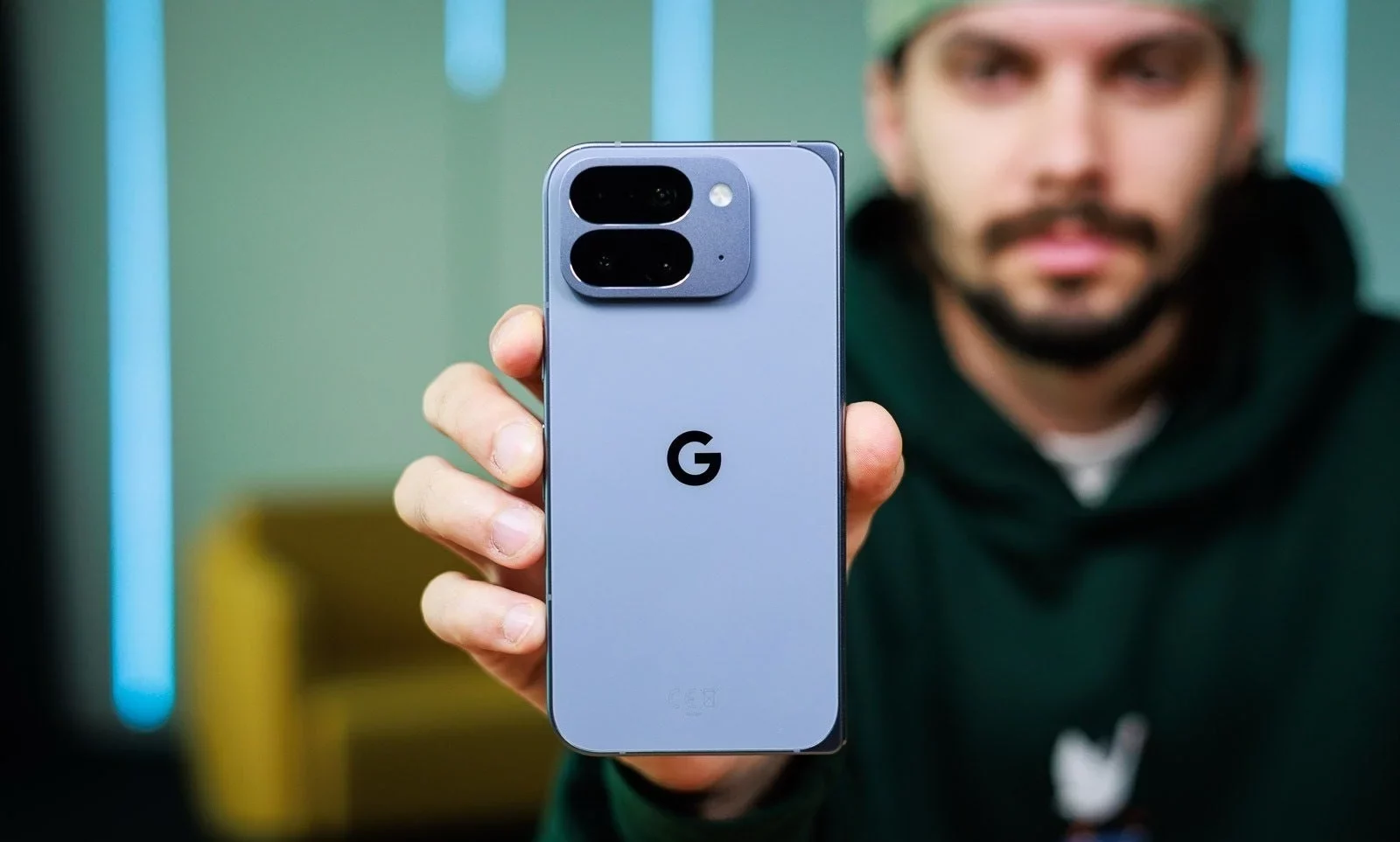 Motorola Razr Fold: убийца Pixel или Samsung? | DGL.RU