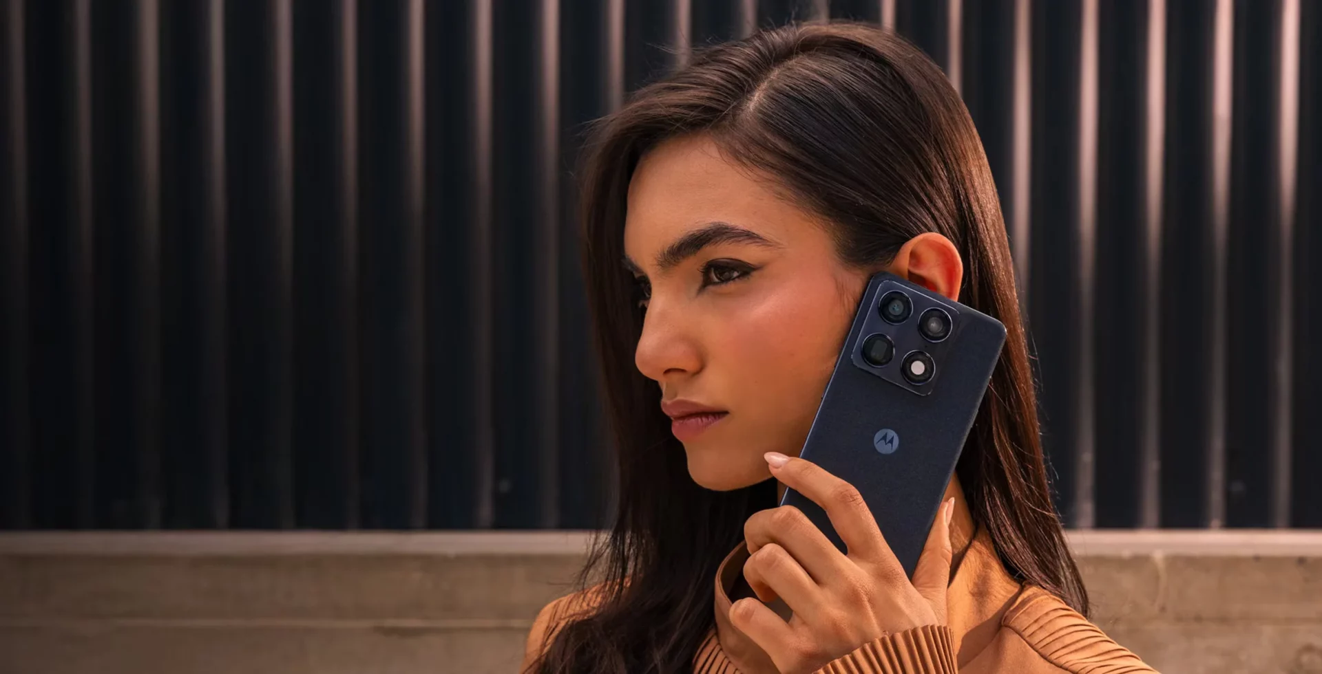 Смартфон Motorola Razr Fold: убийца iPhone? | DGL.RU