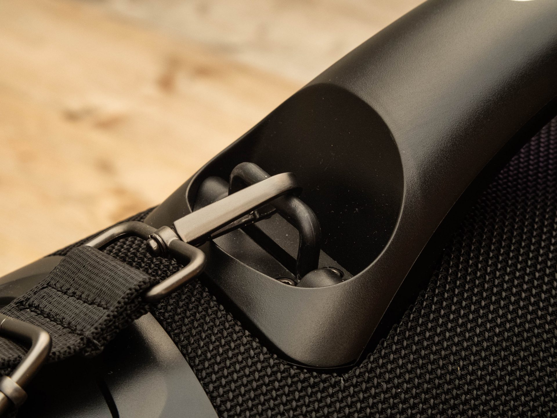 Тест Урал ТТ М6+ Караоке: колонка для дачи | DGL.RU