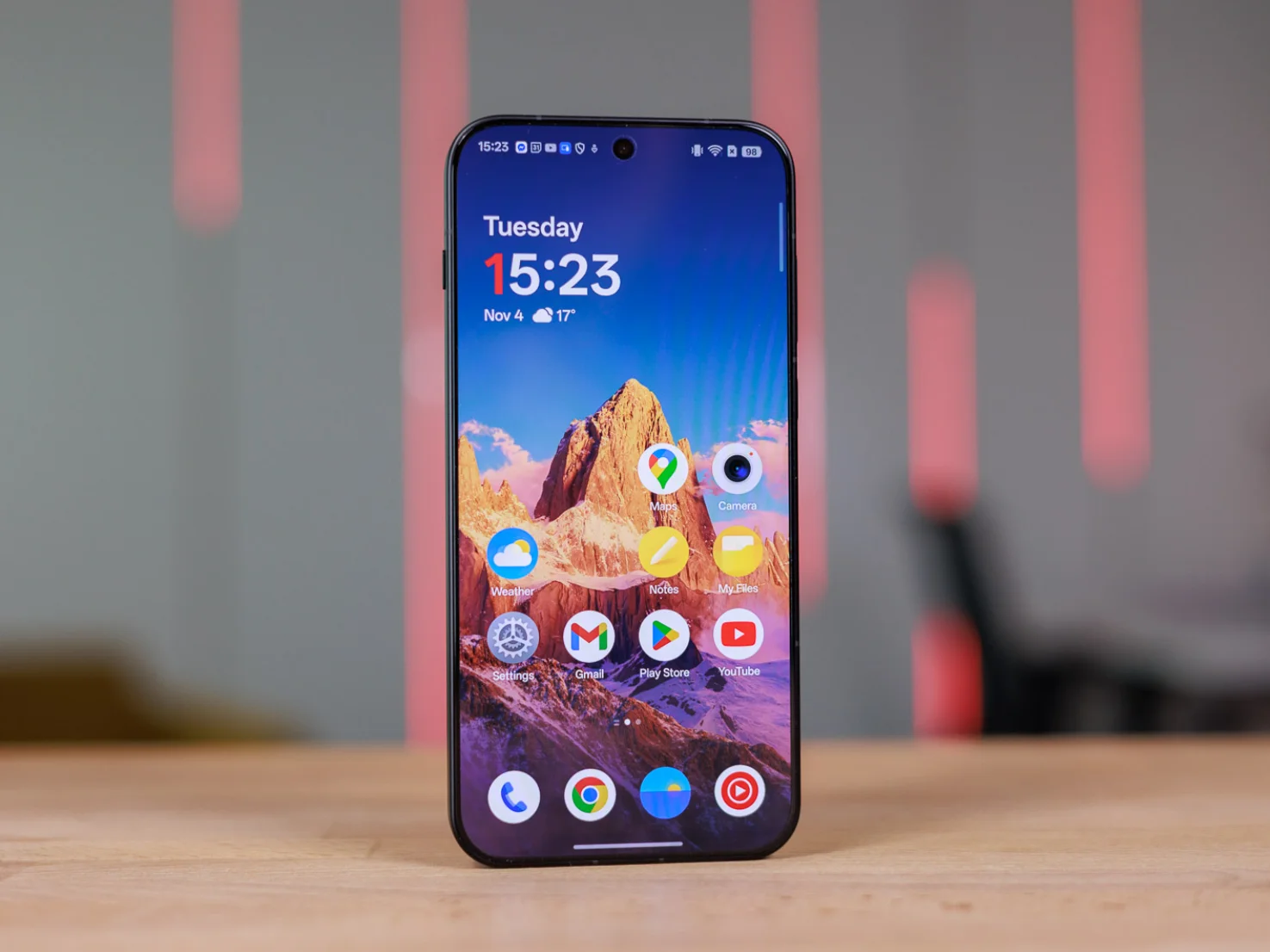 Смартфон OnePlus 16: фанаты против 240 Гц | DGL.RU