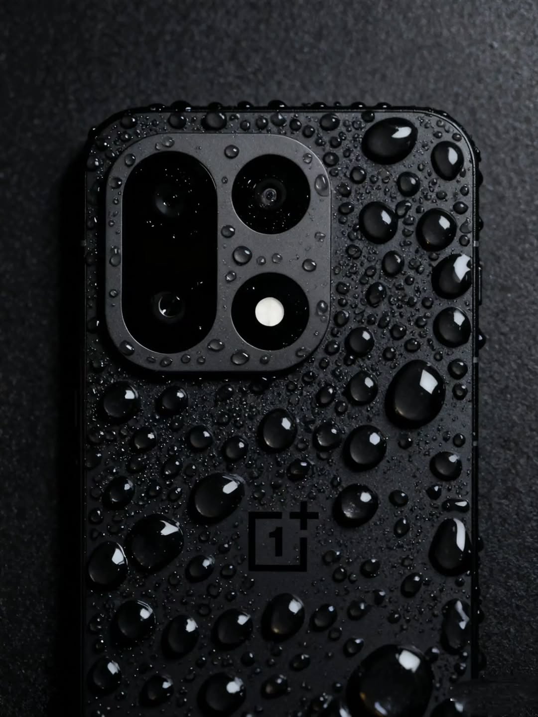 OnePlus готовит ответ iPhone 17 Pro: серия OnePlus 16 вернет любимую фанатами версию Ultra картинка Смартфон OnePlus 16 Ultra: убийца iPhone 17? | DGL.RU