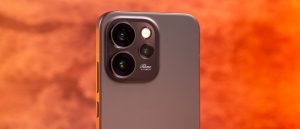 Oppo Reno15 Pro Mini: редкий компактный смартфон флагманского уровня