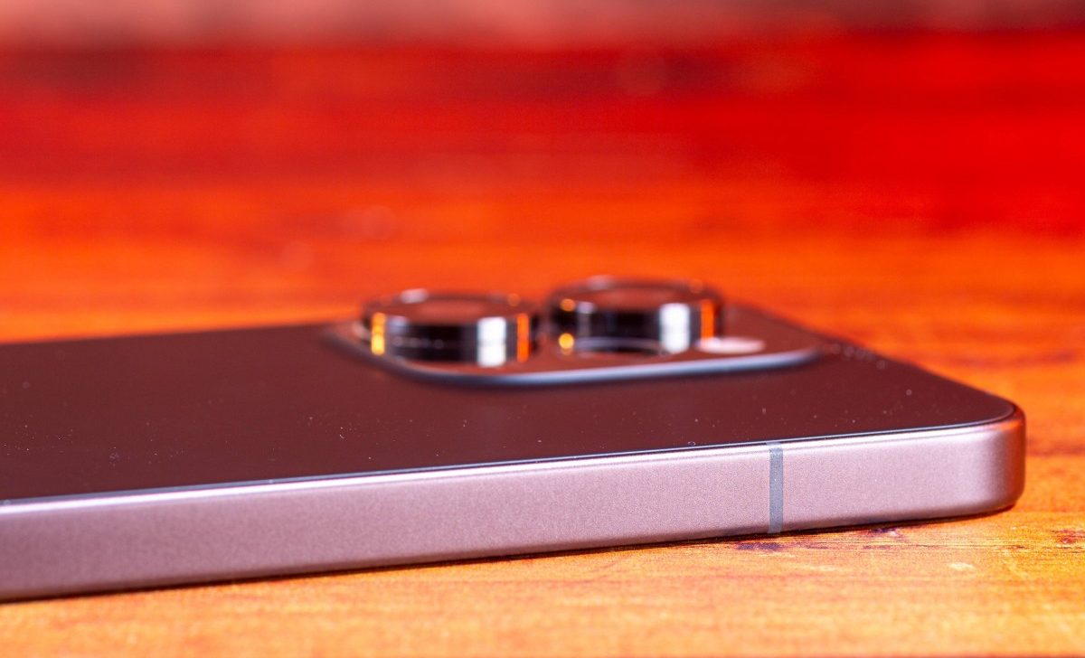 Oppo Reno15 Pro Mini: компактный флагман | DGL.RU